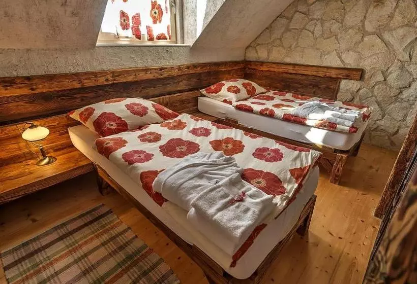 Majatalo Penzión Tokaj Ostrožovič