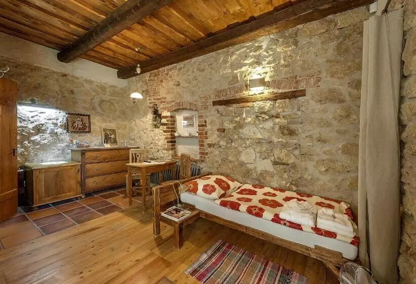 Majatalo Penzión Tokaj Ostrožovič