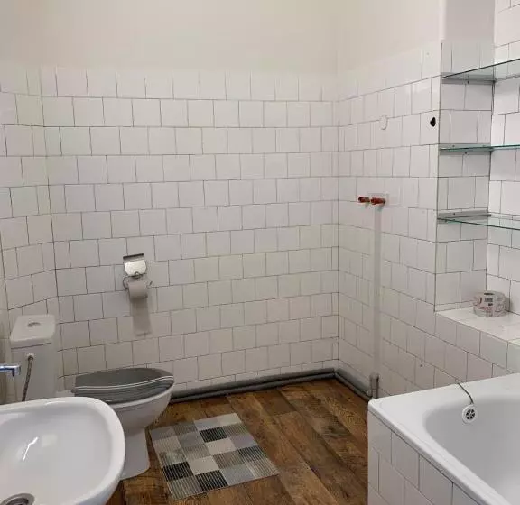 ユースホステル Turistická Ubytovňa Shb ,štrbské Pleso   Vysoké Tatry