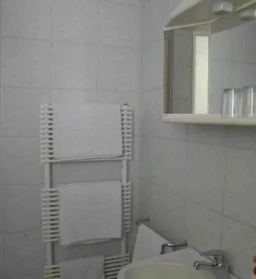 تختخواب و صبحانه Guest Accomodation škerlak