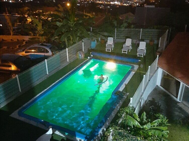 تختخواب و صبحانه L Auberge Du Pave