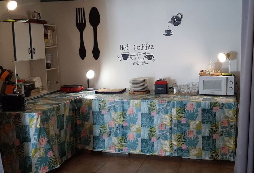 تختخواب و صبحانه L Auberge Du Pave