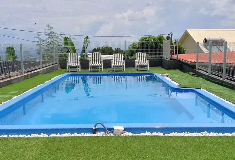 تختخواب و صبحانه L Auberge Du Pave