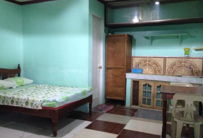 Dhayne Bed And Breakfast Hostel