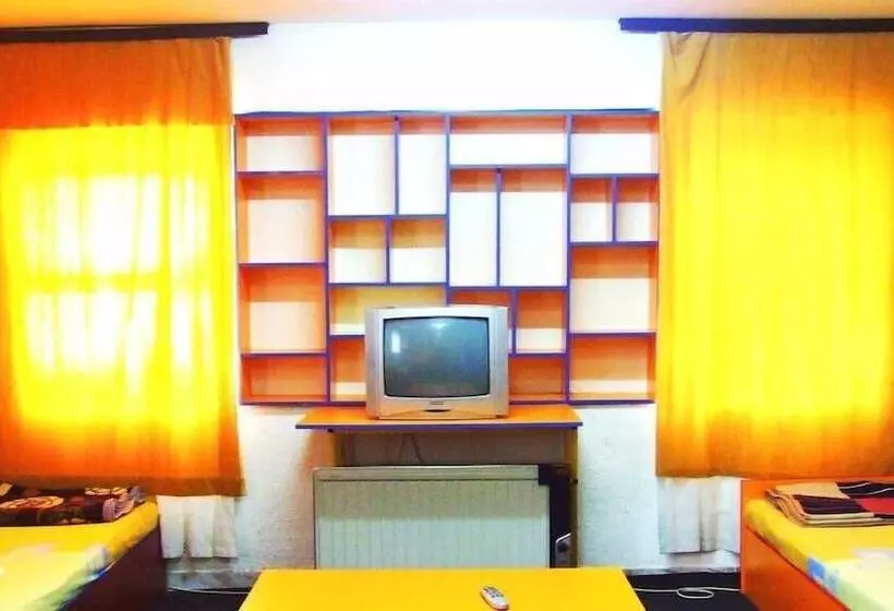 Hostel Domestika