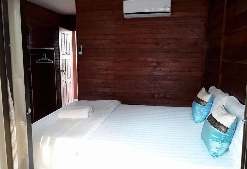 فندق Phubarn Inn