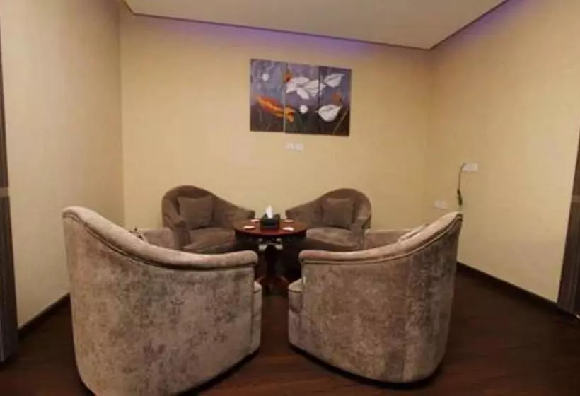 هتل Raoum Inn Arar