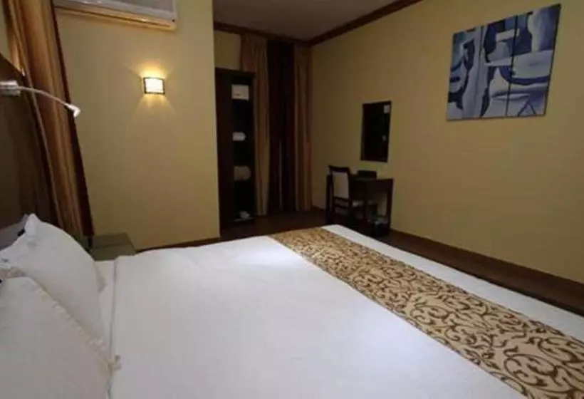 هتل Raoum Inn Arar