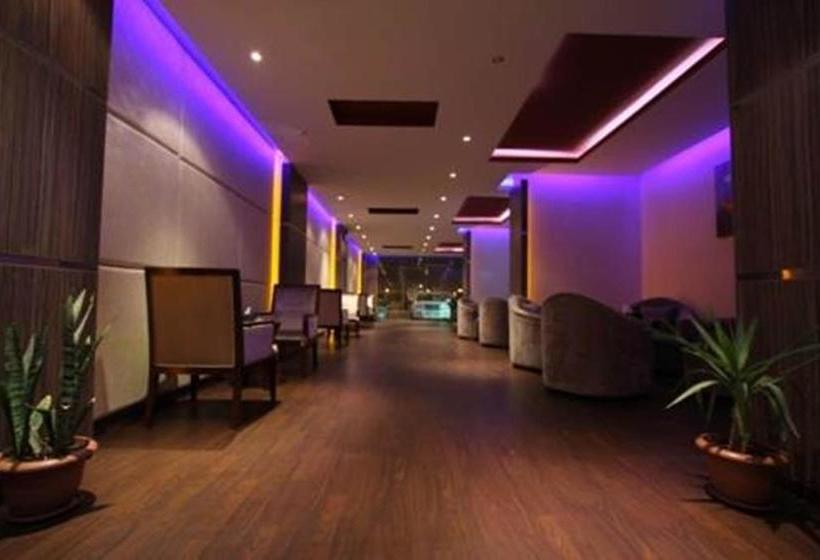 호텔 Raoum Inn Arar