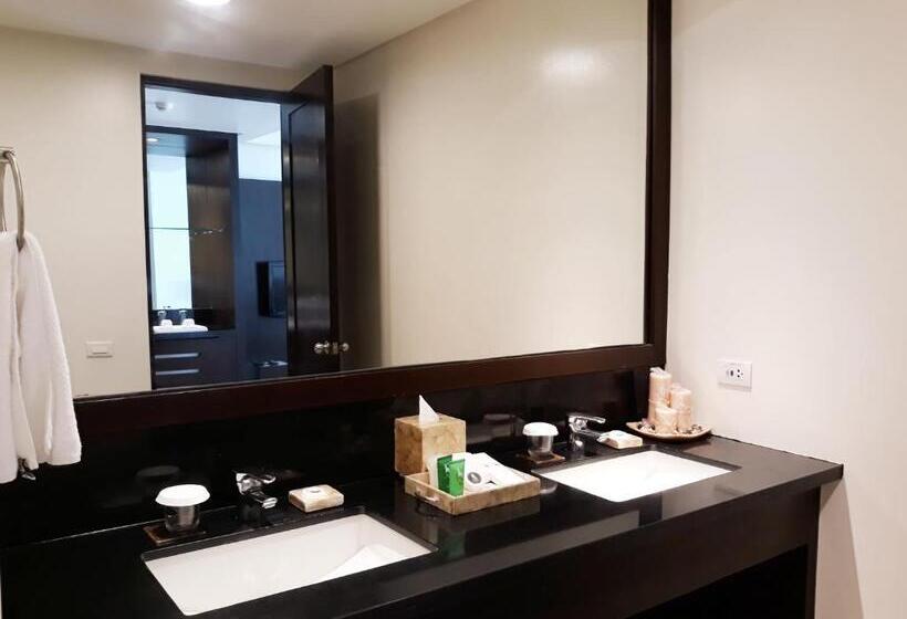 Kamana Sanctuary Resort & Spa