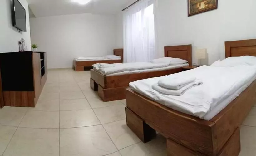 Motel Senec