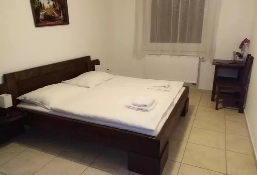 Motel Senec