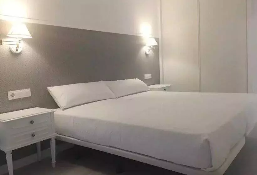 Apartamentos Casa Campaña 3000