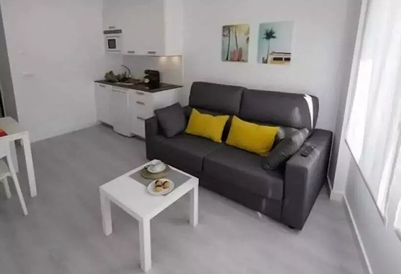 Apartamentos Casa Campaña 3000