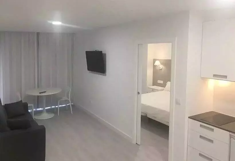 Apartamentos Casa Campaña 3000