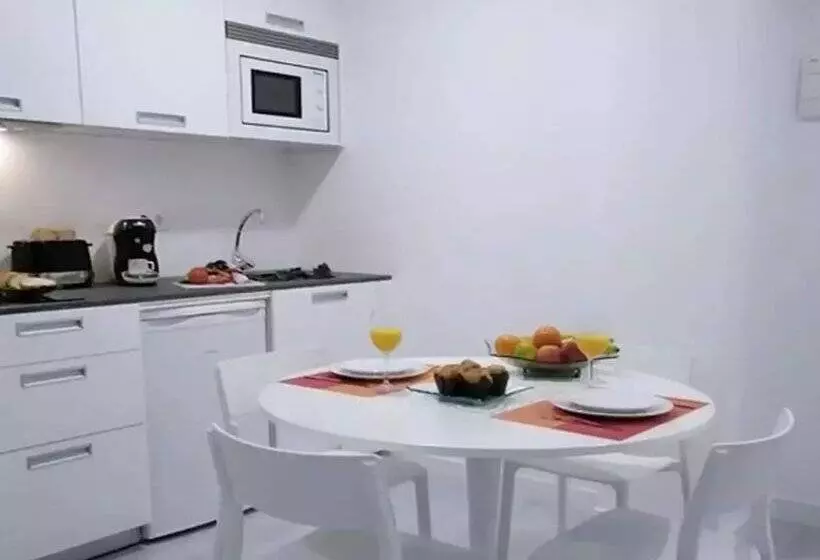 Apartamentos Casa Campaña 3000