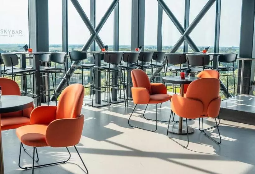 ホテル Corendon Urban Amsterdam Schiphol Airport