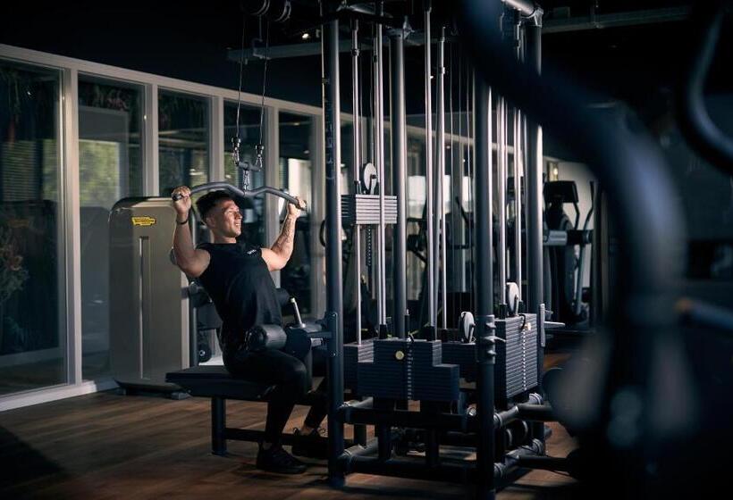 هتل Corendon Urban Amsterdam Schiphol Airport