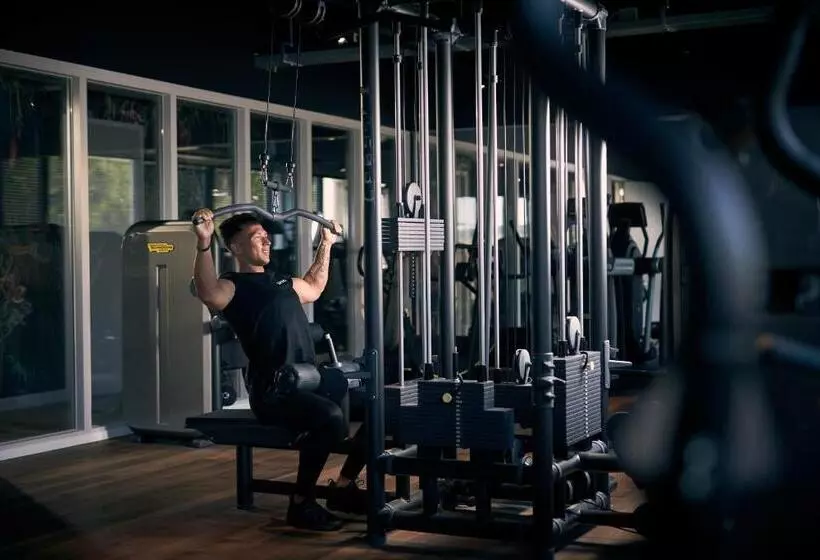 ホテル Corendon Urban Amsterdam Schiphol Airport