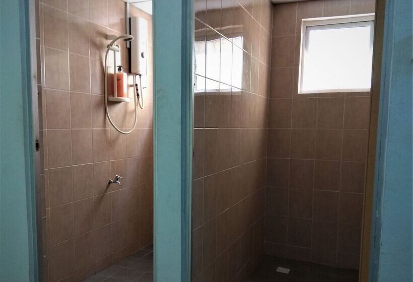 旅馆 Borneo Sandakan Backpackers