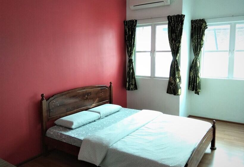 旅馆 Borneo Sandakan Backpackers