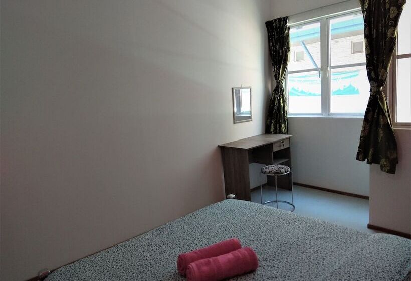 旅馆 Borneo Sandakan Backpackers