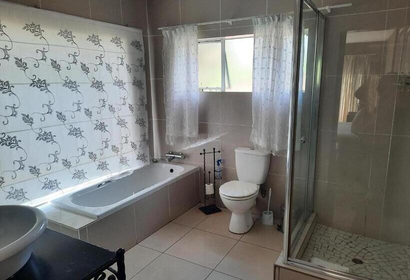 Aviators Retreat B&b