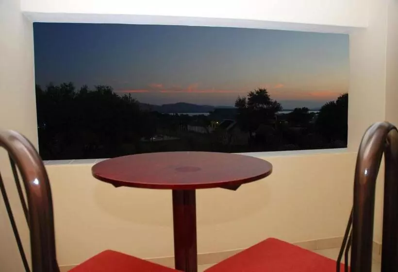 تختخواب و صبحانه Casa Bianca Guest Lodge