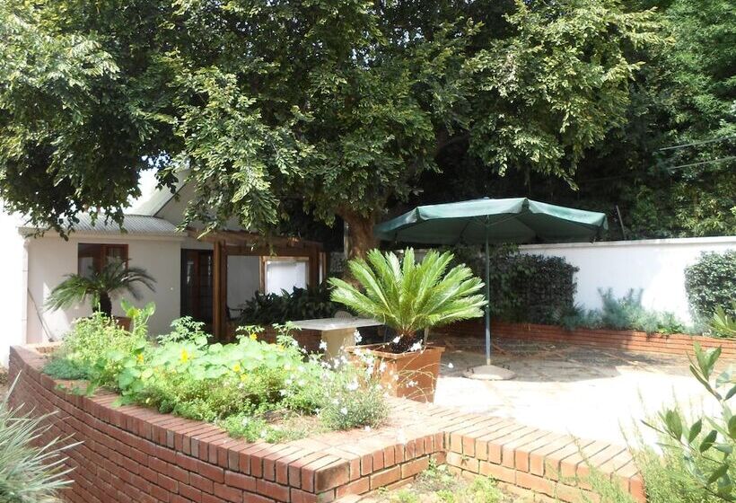 Bed & Breakfast Waterkloof Apartments