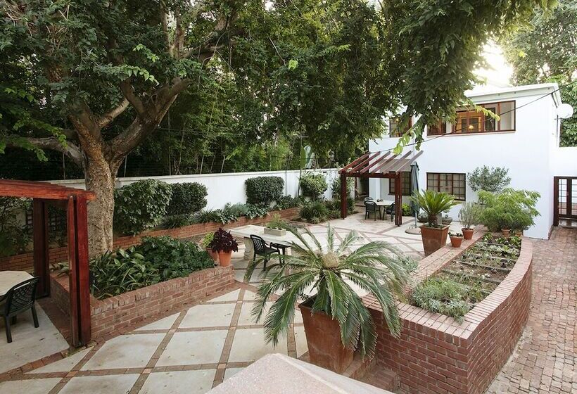 Bed & Breakfast Waterkloof Apartments