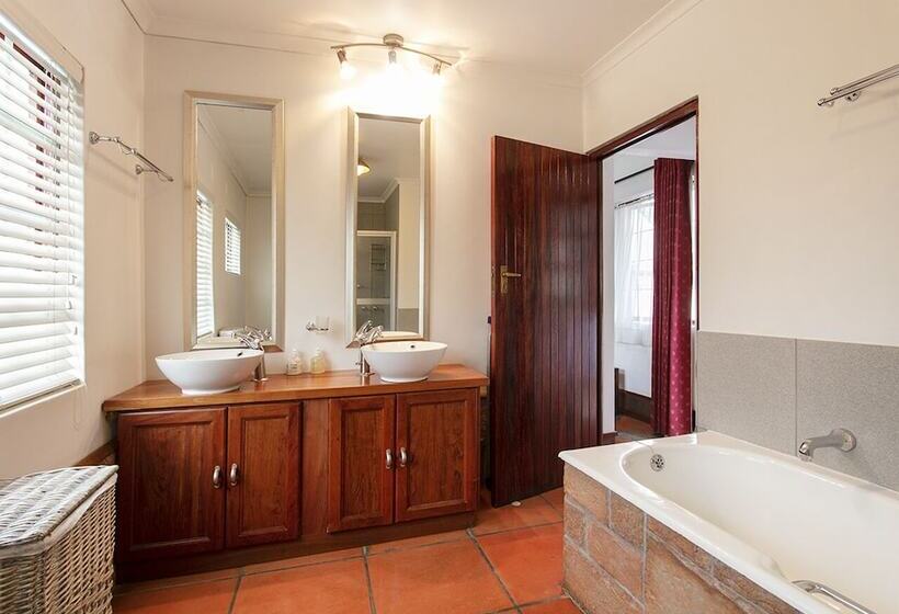 Bed & Breakfast Waterkloof Apartments