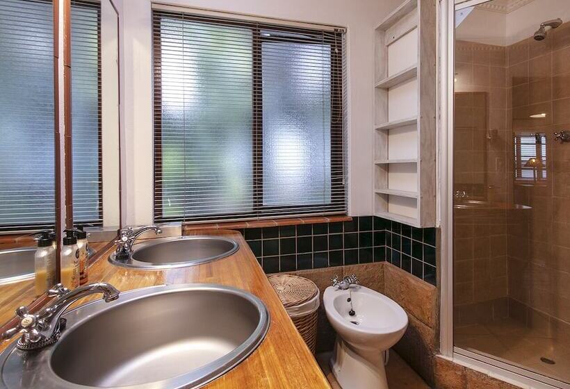 Bed & Breakfast Waterkloof Apartments