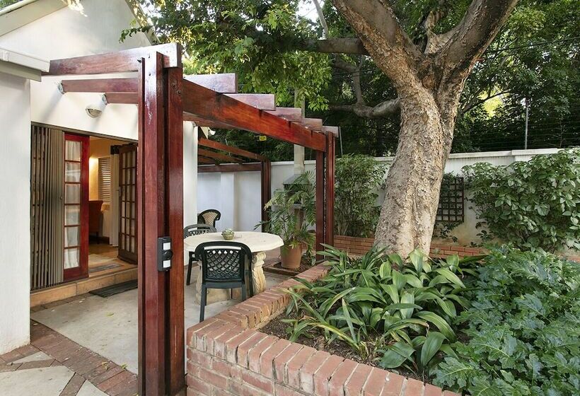 Bed & Breakfast Waterkloof Apartments