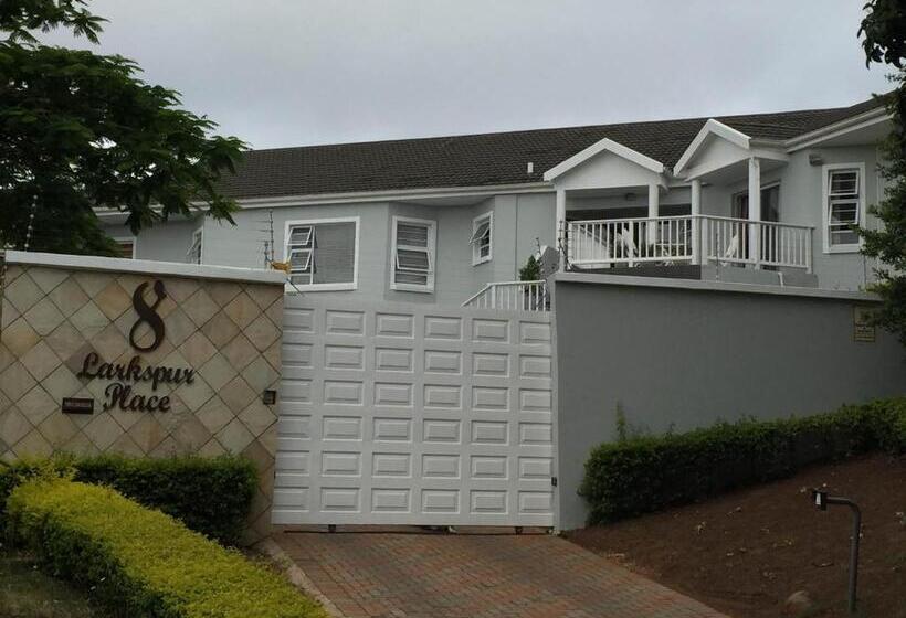 تختخواب و صبحانه Larkspur Place