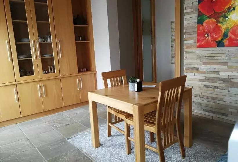 ベッドアンドブレックファースト Lavandula Manor Self Catering