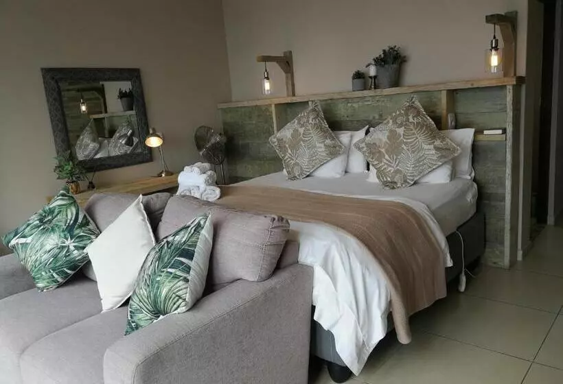 ベッドアンドブレックファースト Lavandula Manor Self Catering