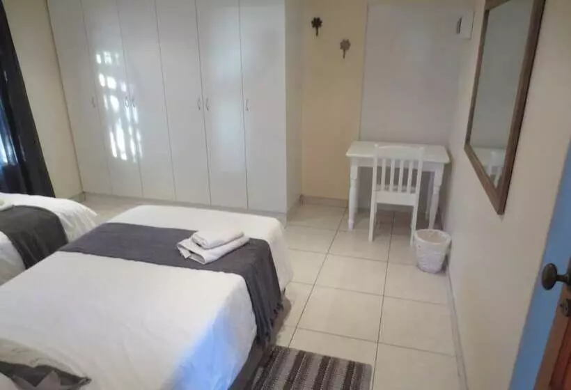 ベッドアンドブレックファースト Masada Guest House