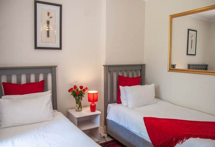 مبيت وإفطار Rustic Manor Guest House