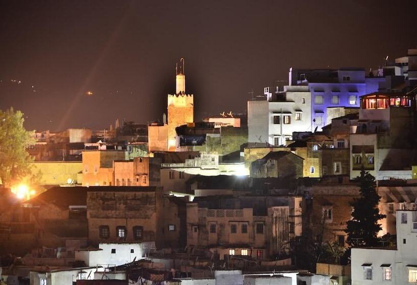 Отель Alkhalifa