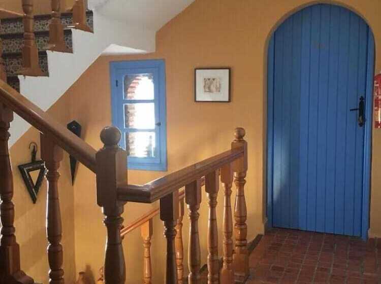 Отель Alkhalifa