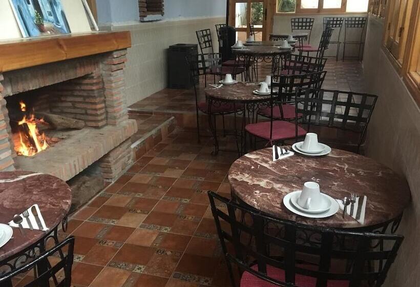 Отель Alkhalifa