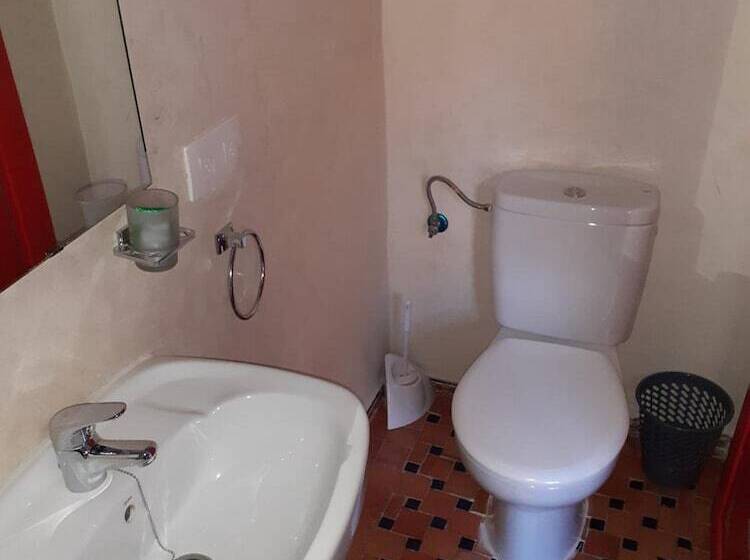 Отель Alkhalifa