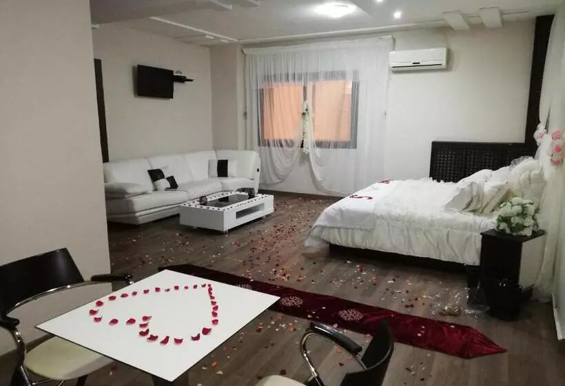 ホテル Jedda Douhi El Ouassini