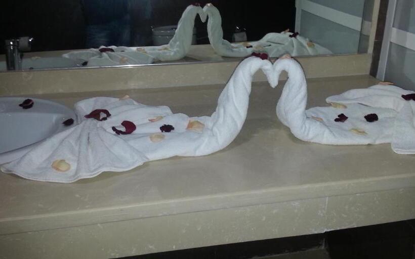 Hotel Jedda Douhi El Ouassini