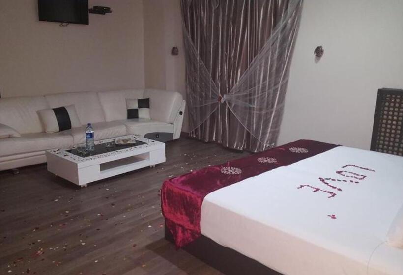 Hotel Jedda Douhi El Ouassini