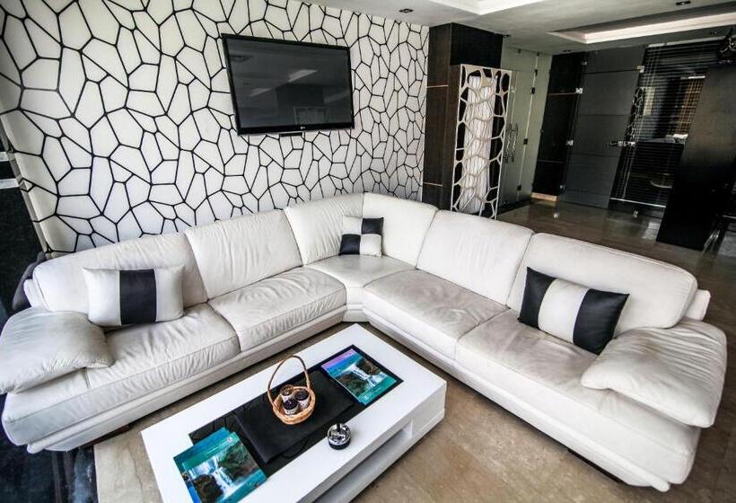 Hotel Jedda Douhi El Ouassini