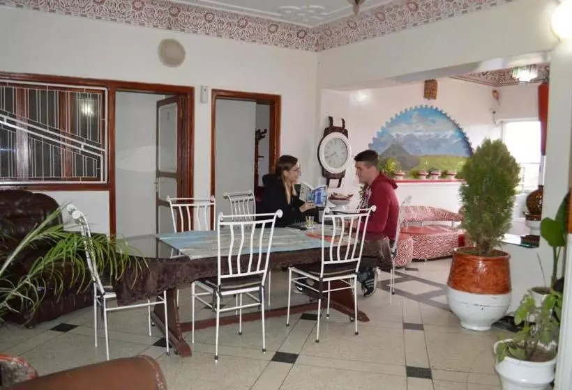 هتل Restaurant Bougafer