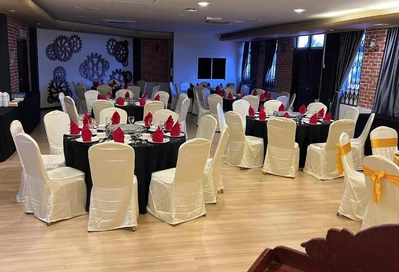 Kuala Terengganu Golf Resort By Ancasa Hotels & Resorts