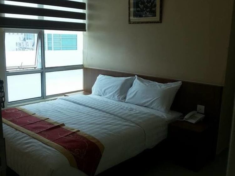 Hotel Zamburger Lamb Special