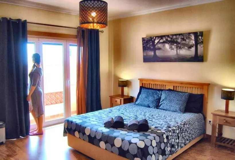 33 Hostel